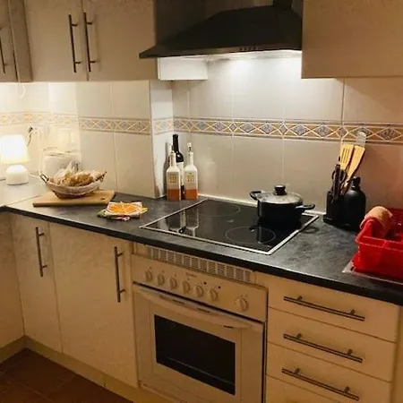 2 Bedroom With Sea Views Apartment *