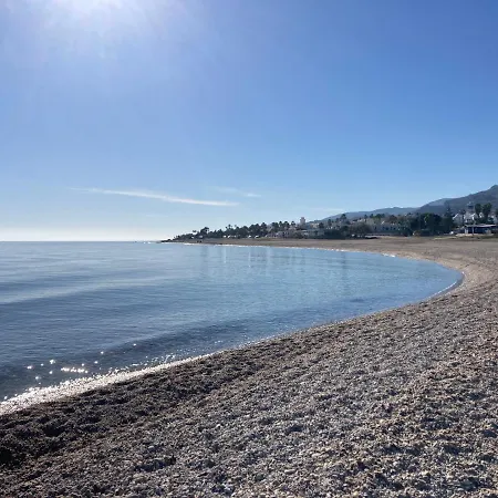 2 Bedroom With Sea Views Apartment *