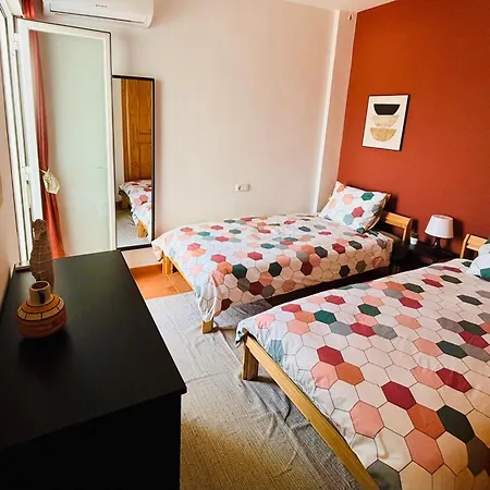 Apartment 2 Bedroom With Sea Views